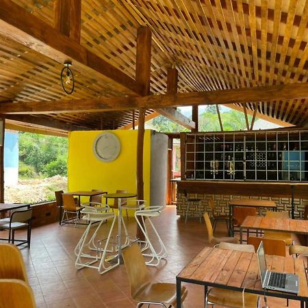 Bamboo River ResortsWli Afegame エクステリア 写真